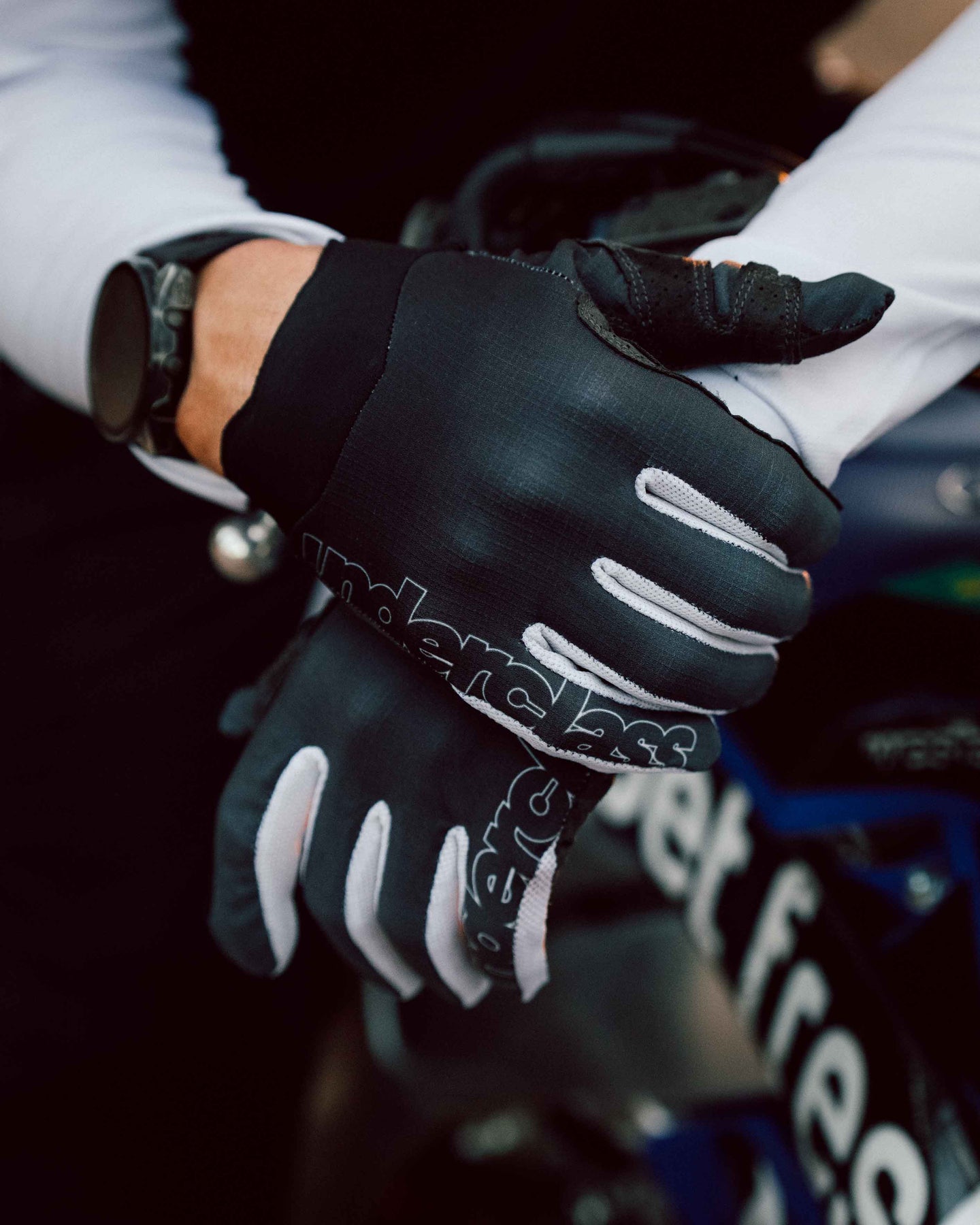 UCMX Basix Gloves