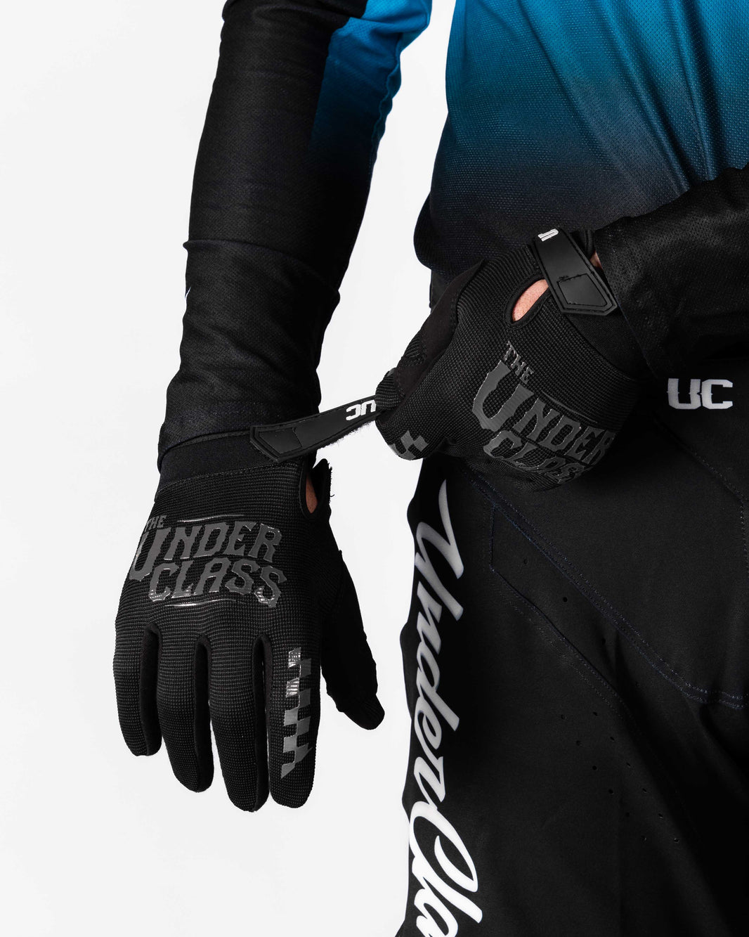 UCMX PRO Blackout Gloves